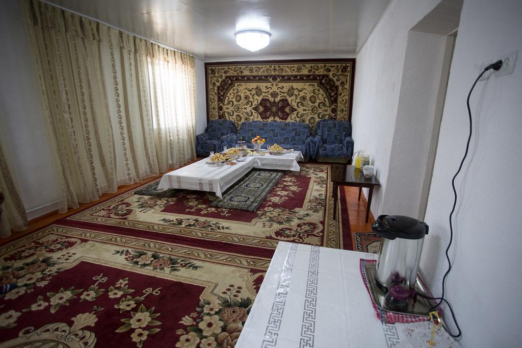Nurgul Otel Bokonbayevo Dış mekan fotoğraf